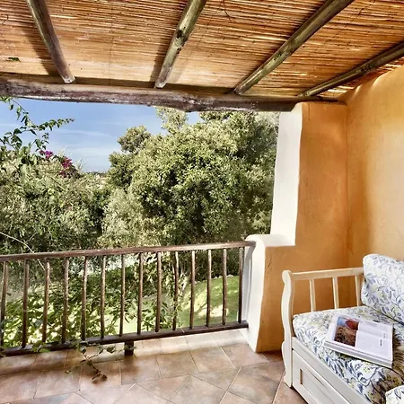 Apartment Isa-residence Wityh Swimming-pool Near Porto Cervo And Only 350 Meters From The *