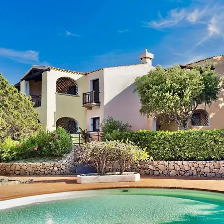 Isa-residence Wityh Swimming-pool Near Porto Cervo And Only 350 Meters From The Lejlighed Liscia di Vacca