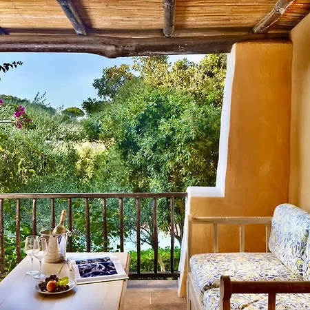Lägenhet Isa-residence Wityh Swimming-pool Near Porto Cervo And Only 350 Meters From The Liscia di Vacca