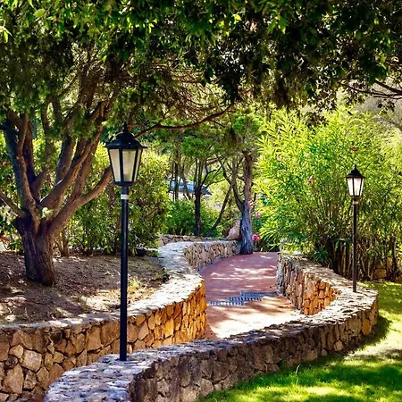 Isa-residence Wityh Swimming-pool Near Porto Cervo And Only 350 Meters From The Apartment Liscia di Vacca