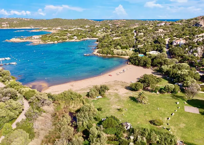 Apartman Isa-residence Wityh Swimming-pool Near Porto Cervo And Only 350 Meters From The