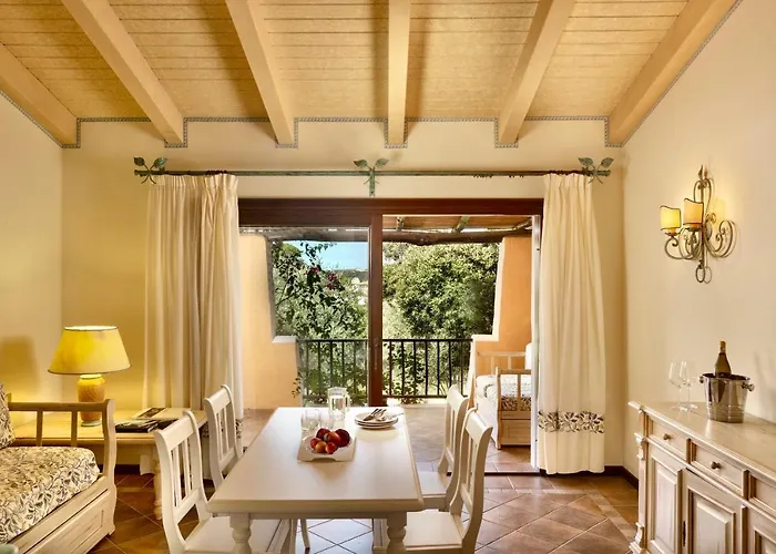 Apartman Isa-residence Wityh Swimming-pool Near Porto Cervo And Only 350 Meters From The *
