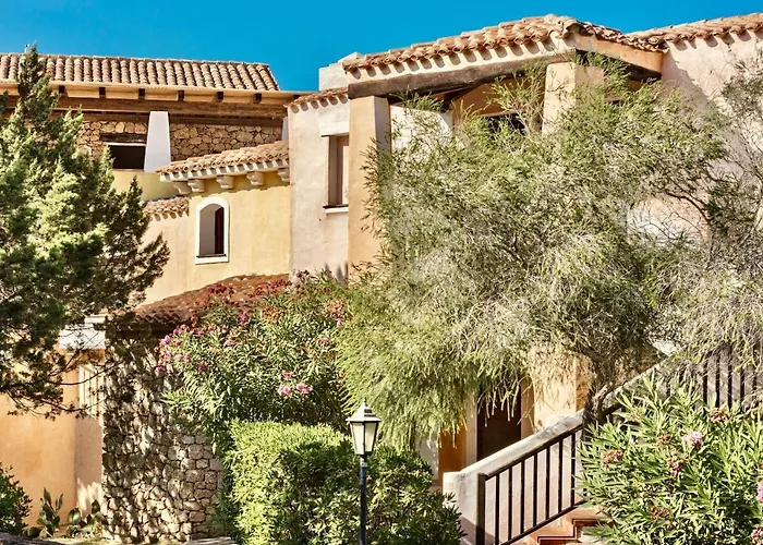 Apartman Isa-residence Wityh Swimming-pool Near Porto Cervo And Only 350 Meters From The Liscia di Vacca